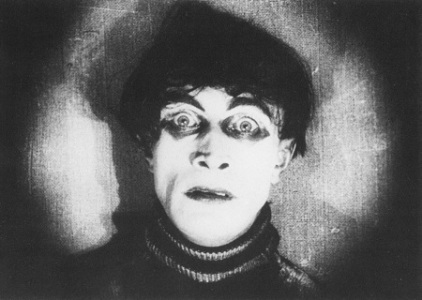 El gabinete del Dr. Caligari es la obra maestra del expresionismo alemán.